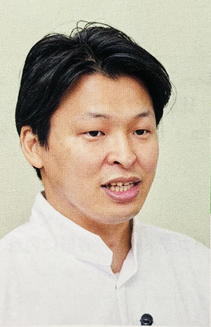 波多江　篤シェフ